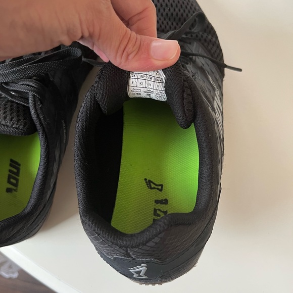 Womens Trainer shoe. Inov-8 Bare Natural Fit series. Black Size 10. - Picture 5 of 7